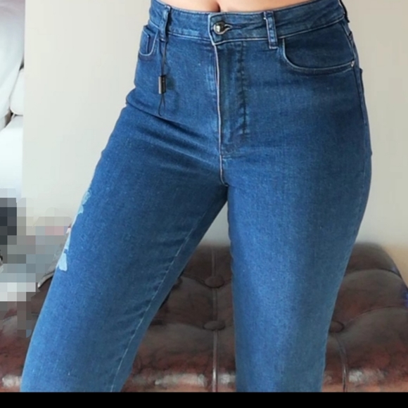 Massimo Dutti Frayed Hem jeans - Picture 2 of 12